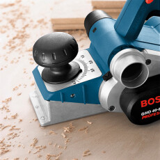 Рубанок электрический Bosch GHO 40-82 C Professional (060159A76A)