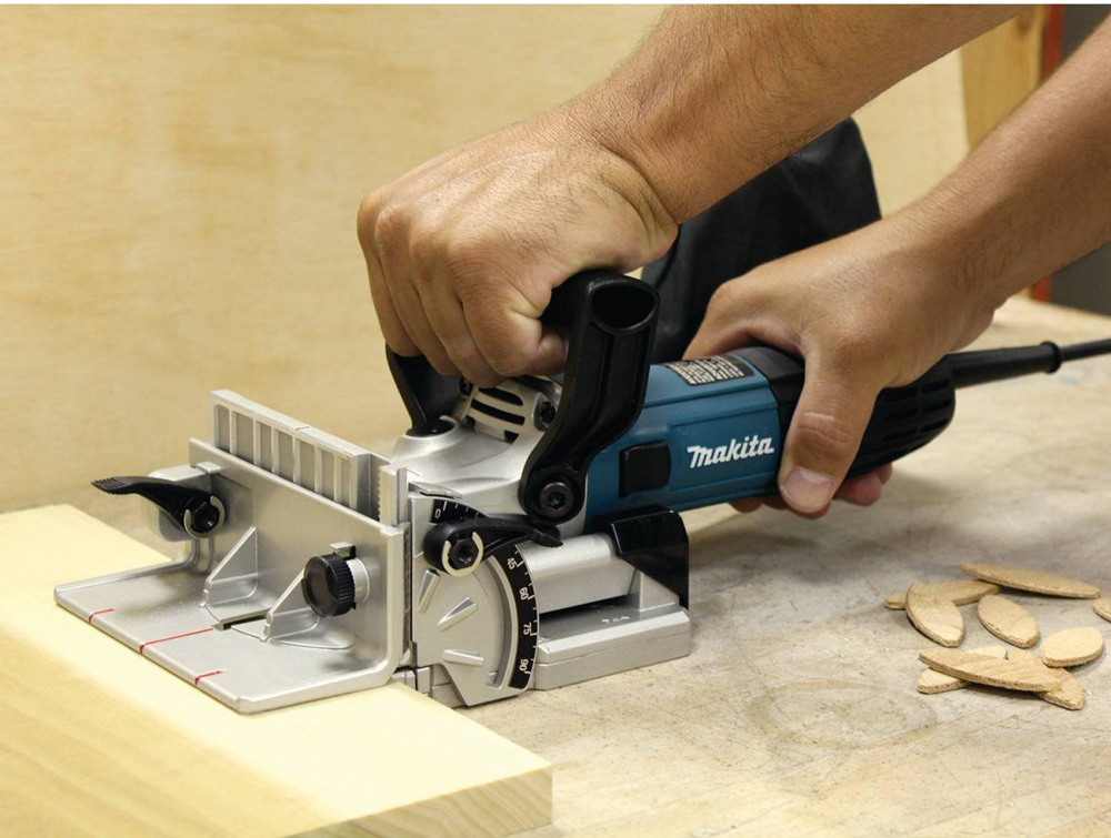 Фрезер ламельный MAKITA PJ 7000 в чем.