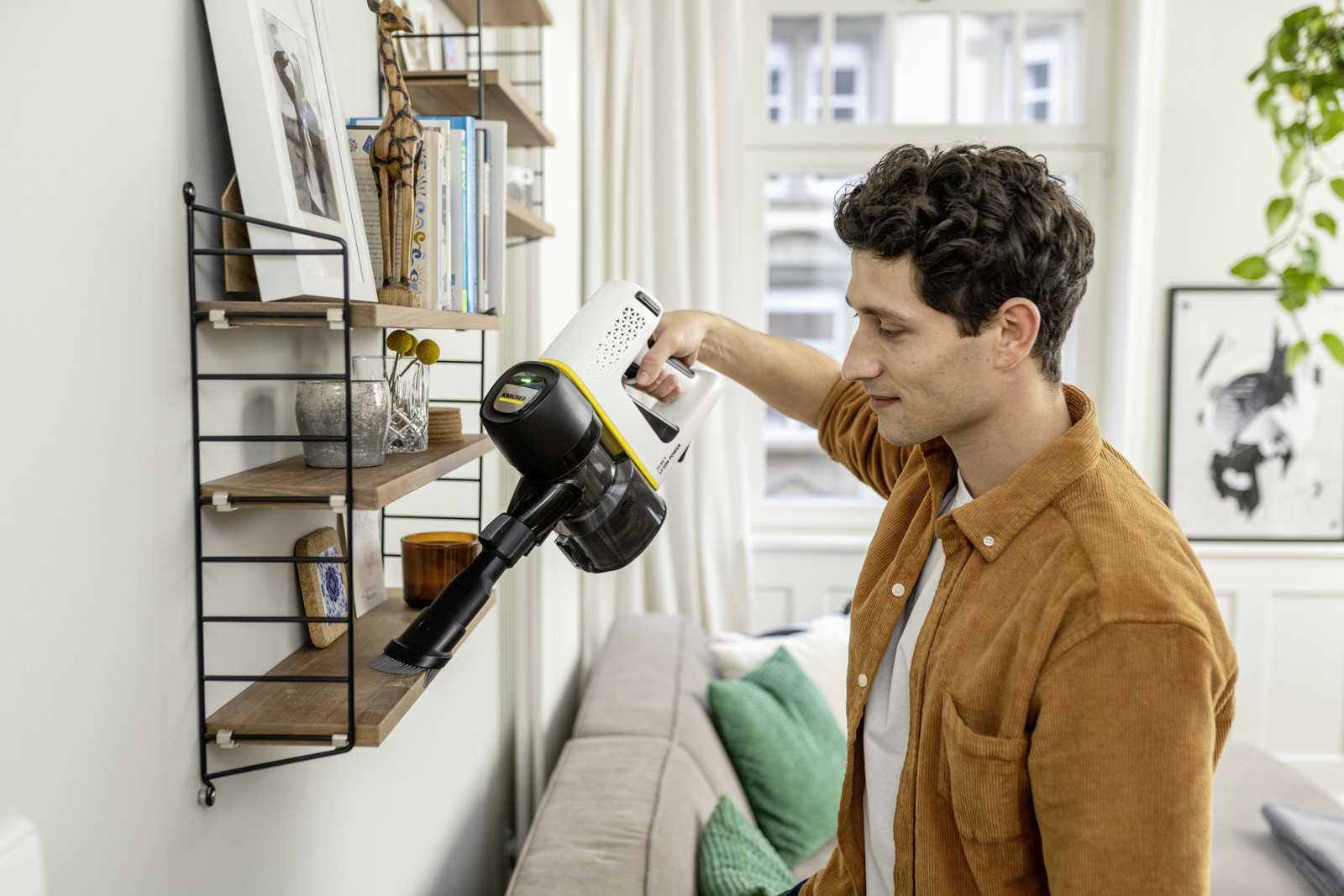 Аккумуляторный пылесос Karcher VC 4 Cordless myHome Pet