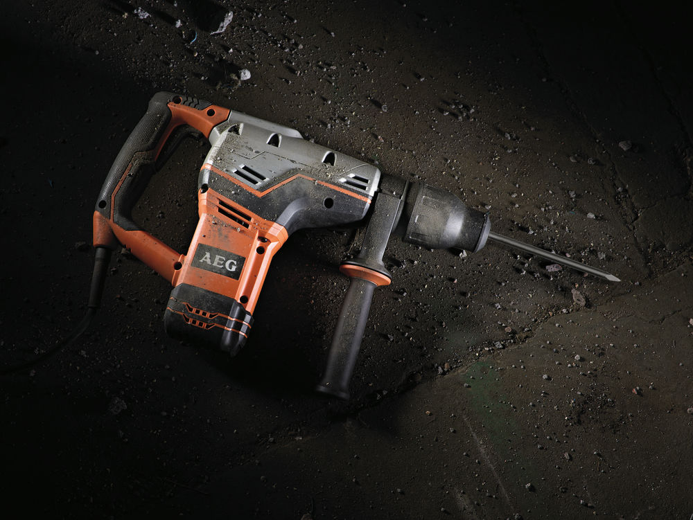 Отбойный молоток AEG MH5 G