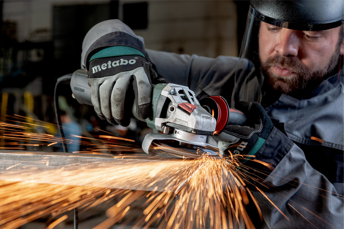 Углошлифмашина Metabo W 13-125 Quick + пластиковый кофр