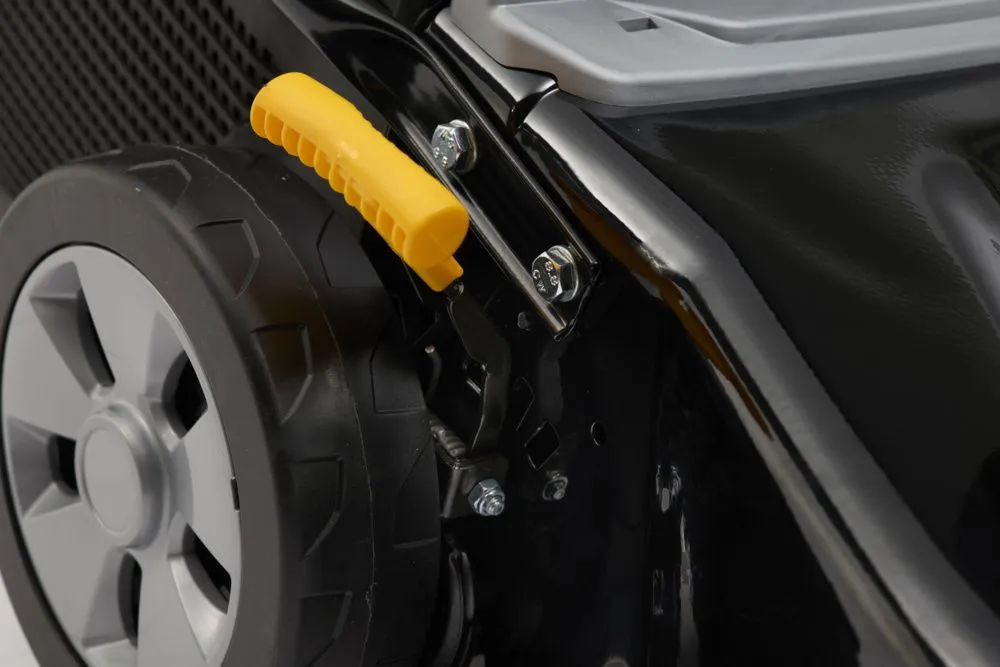 Газонокосилка бензиновая Alpina AL4 41 A