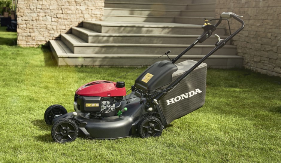 Бензиновая газонокосилка HONDA HRN536C1VYEA