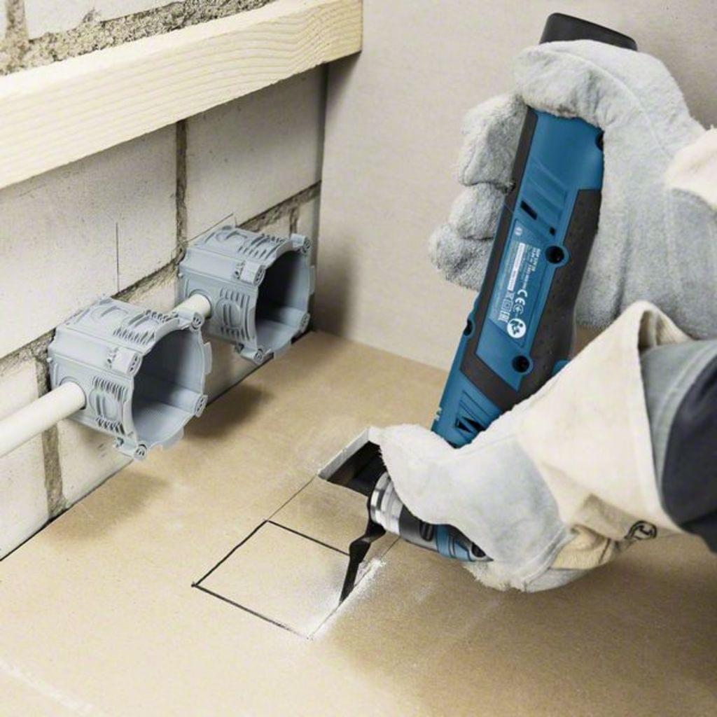 Аккум. многофункциональный инструмент (реноватор) BOSCH GOP 12V-28 в кор.