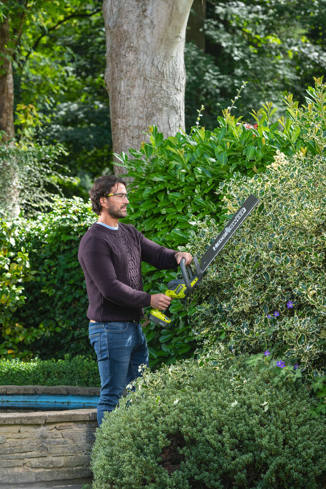 Кусторез RYOBI RY18HT50A-120 ONE+ (АКБ и ЗУ)