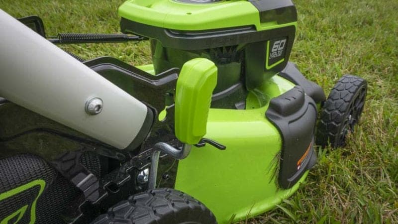 Аккумуляторная газонокосилка Greenworks GD60LM51SPK4
