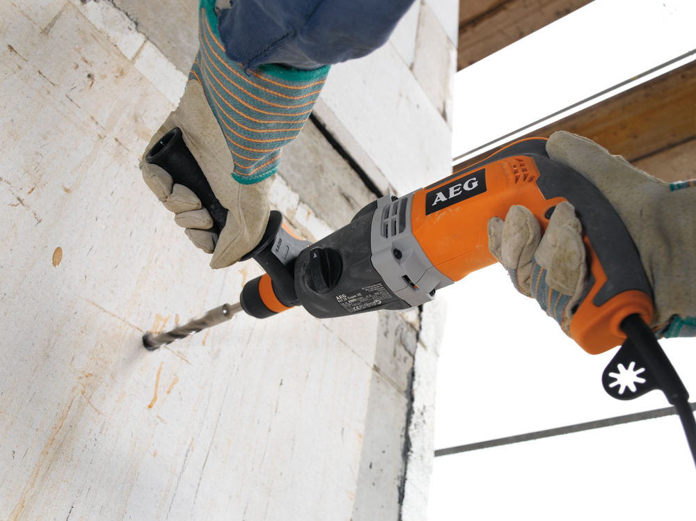 Перфоратор AEG KH 28 SUPER XEK KIT4