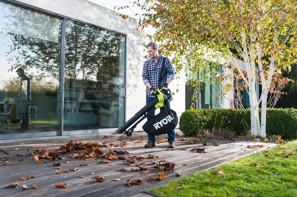 ONE + / Воздуходувка-пылесос бесщеточная RYOBI OBV18 (без АКБ и ЗУ)