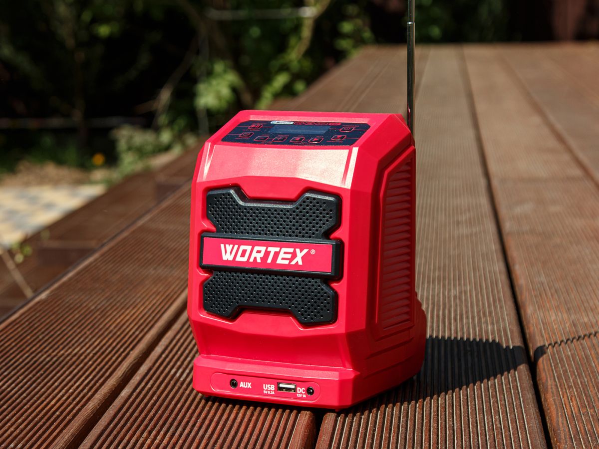 Аккум. радио WORTEX CR 1803 в кор. ALL1 XLT SOLO