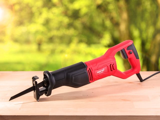 Сабельная пила WORTEX LX SR 1018 E+1 пильное полотно