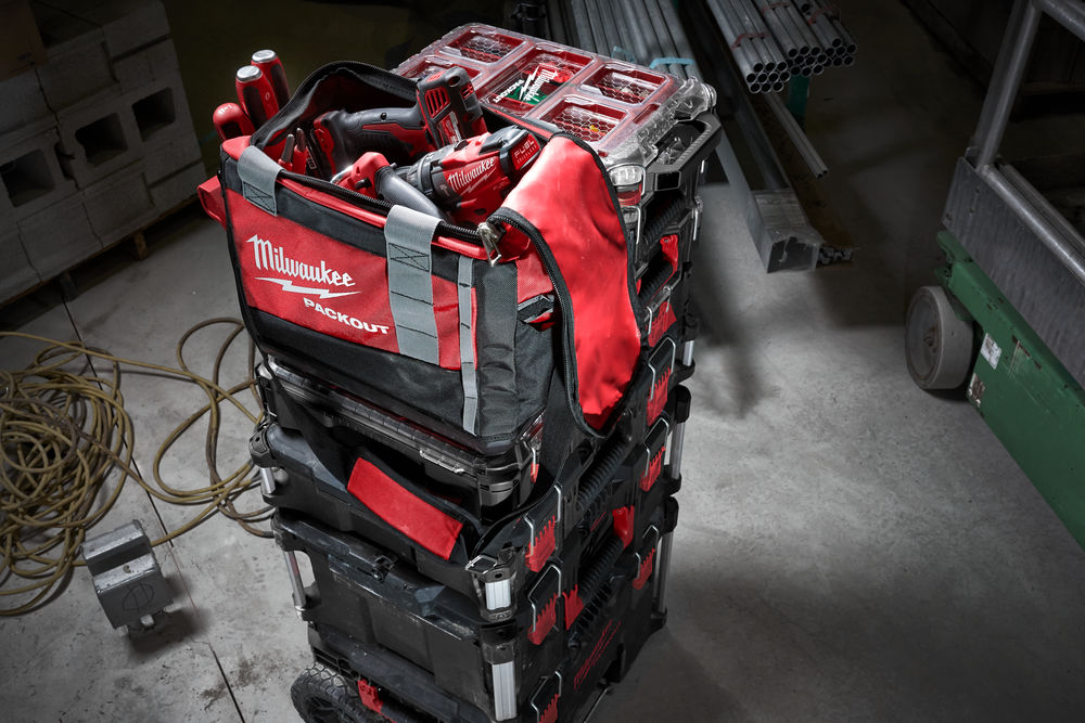 Сумка для инструмента MILWAUKEE PACKOUT закрытая 38 см