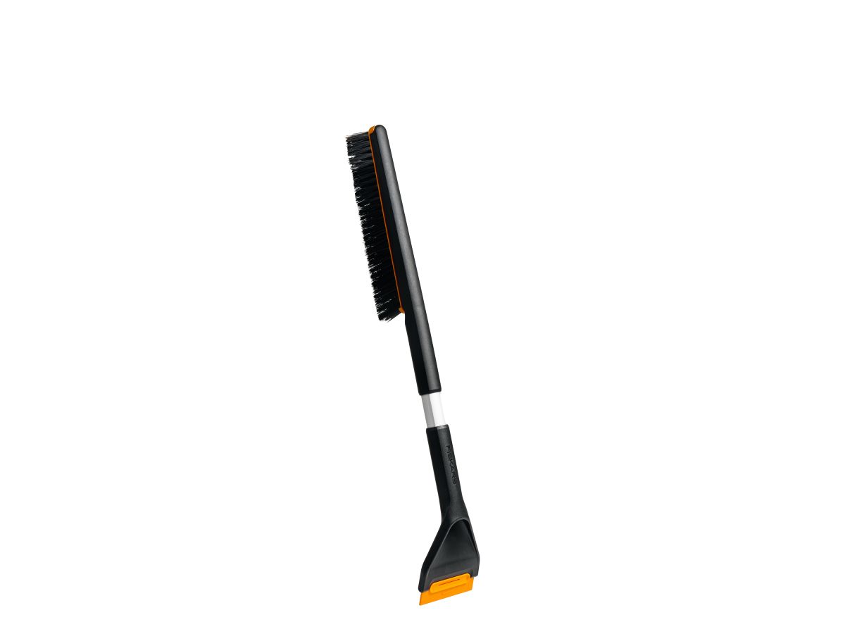Щетка для снега 63см со скребком Plus FISKARS (1078495)