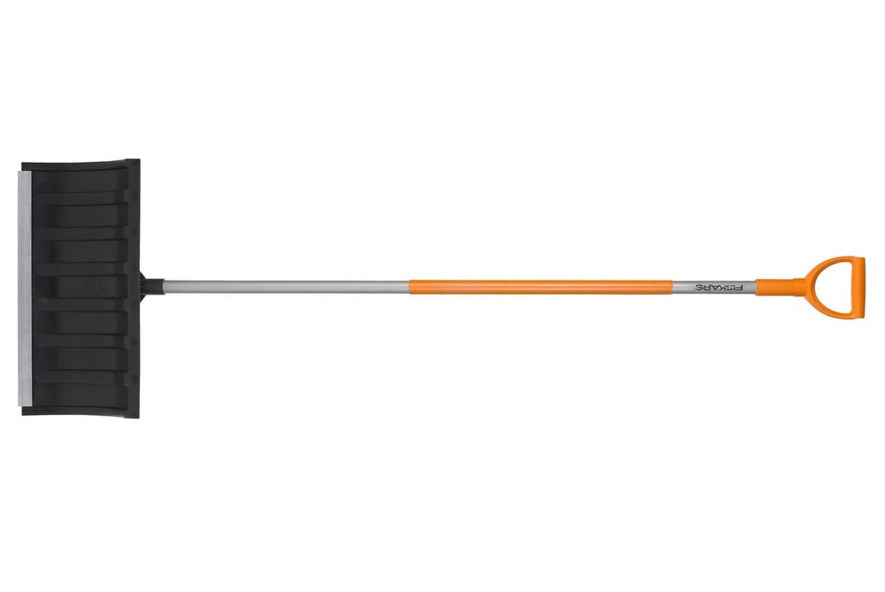 Лопата для уборки снега Fiskars SnowXpert (143011)