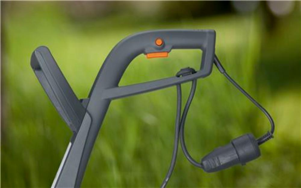 Электрический триммер Gardena Small Cut 300/23