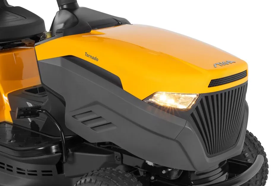 Садовый трактор Stiga Tornado 398