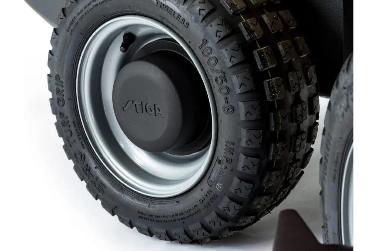 Газонокосилка бензиновая с сиденьем Stiga Park 300