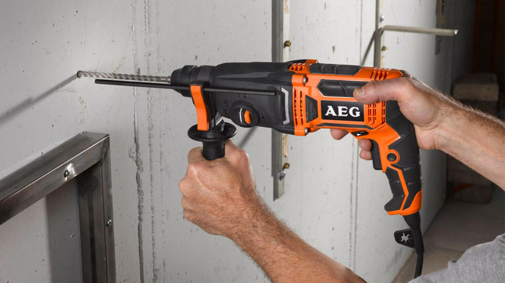 Перфоратор AEG KH24IE