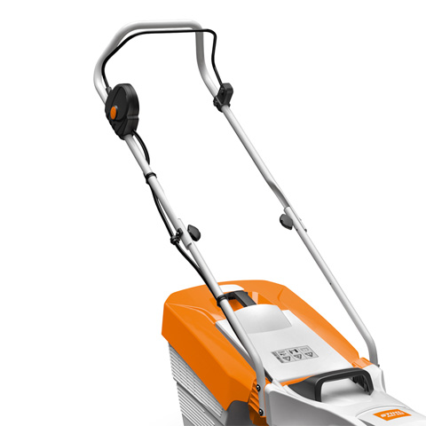 Аккумуляторная газонокосилка Stihl RMA 339