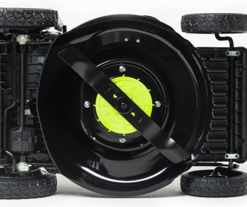 Аккумуляторная самоходная газонокосилка Greenworks GD40LM46SPK8 40V (АКБ+ЗУ)