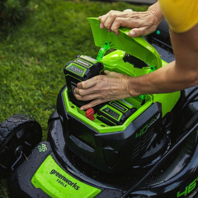 Аккумуляторная самоходная газонокосилка Greenworks GD40LM46SPK8 40V (АКБ+ЗУ)
