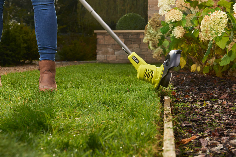 ONE + / Триммер RYOBI RY18LT25A-120P