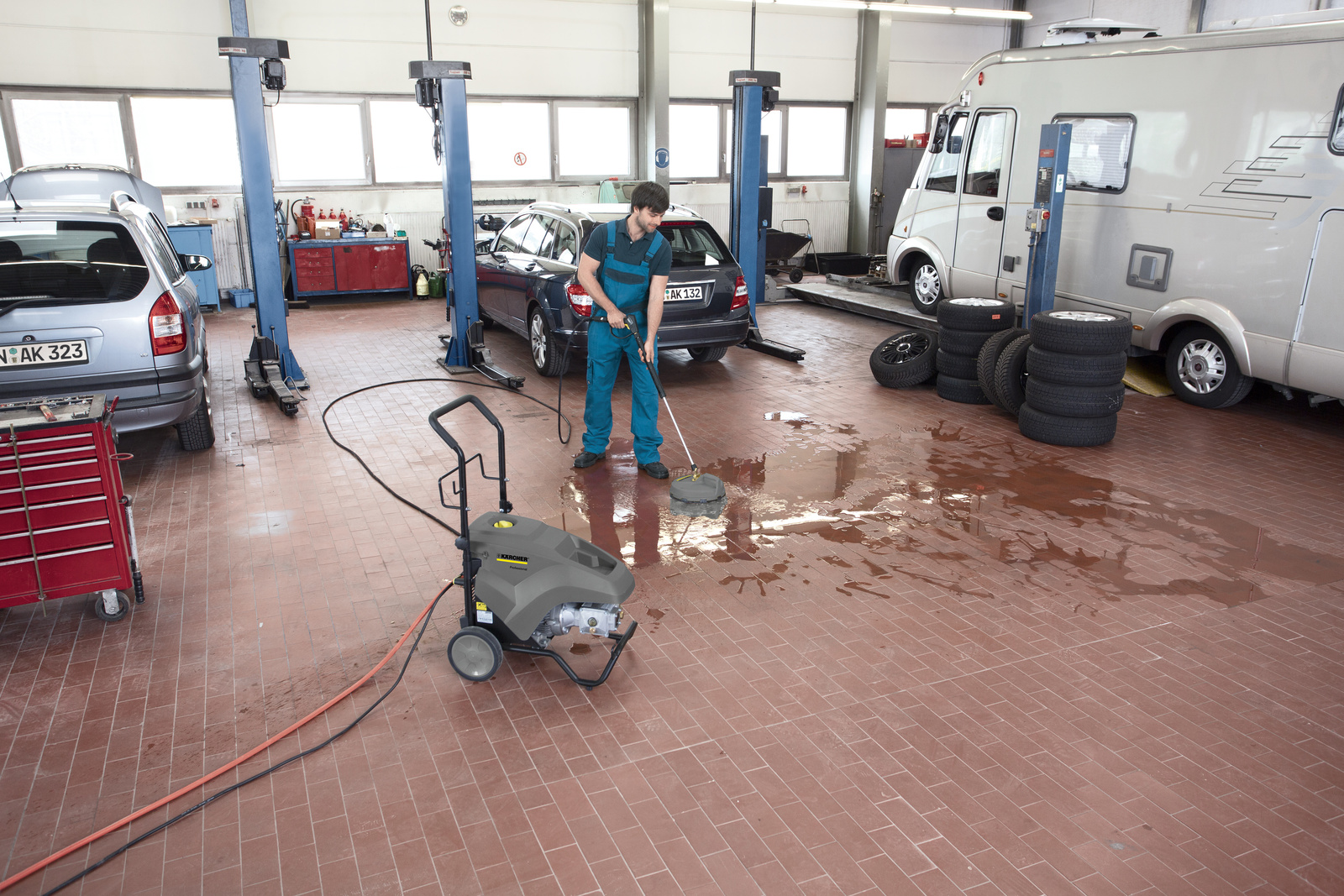 Мойка высокого давления Karcher HD 9/20-4
