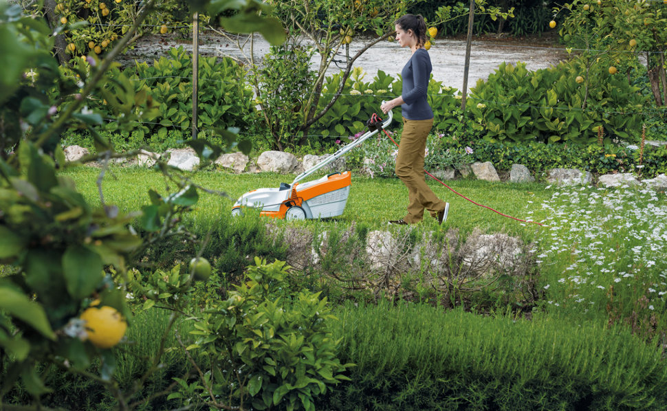Электрическая газонокосилка STIHL RME 235