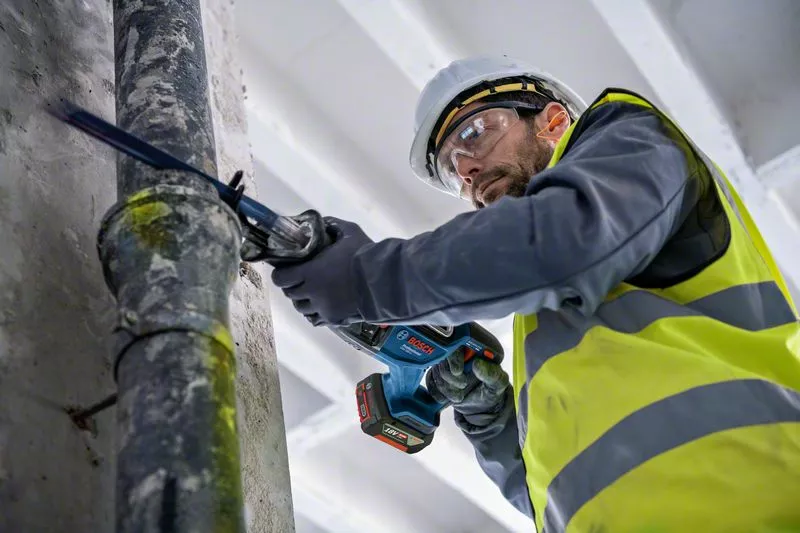 Аккум. сабельная пила BOSCH GSA 185-LI в кор