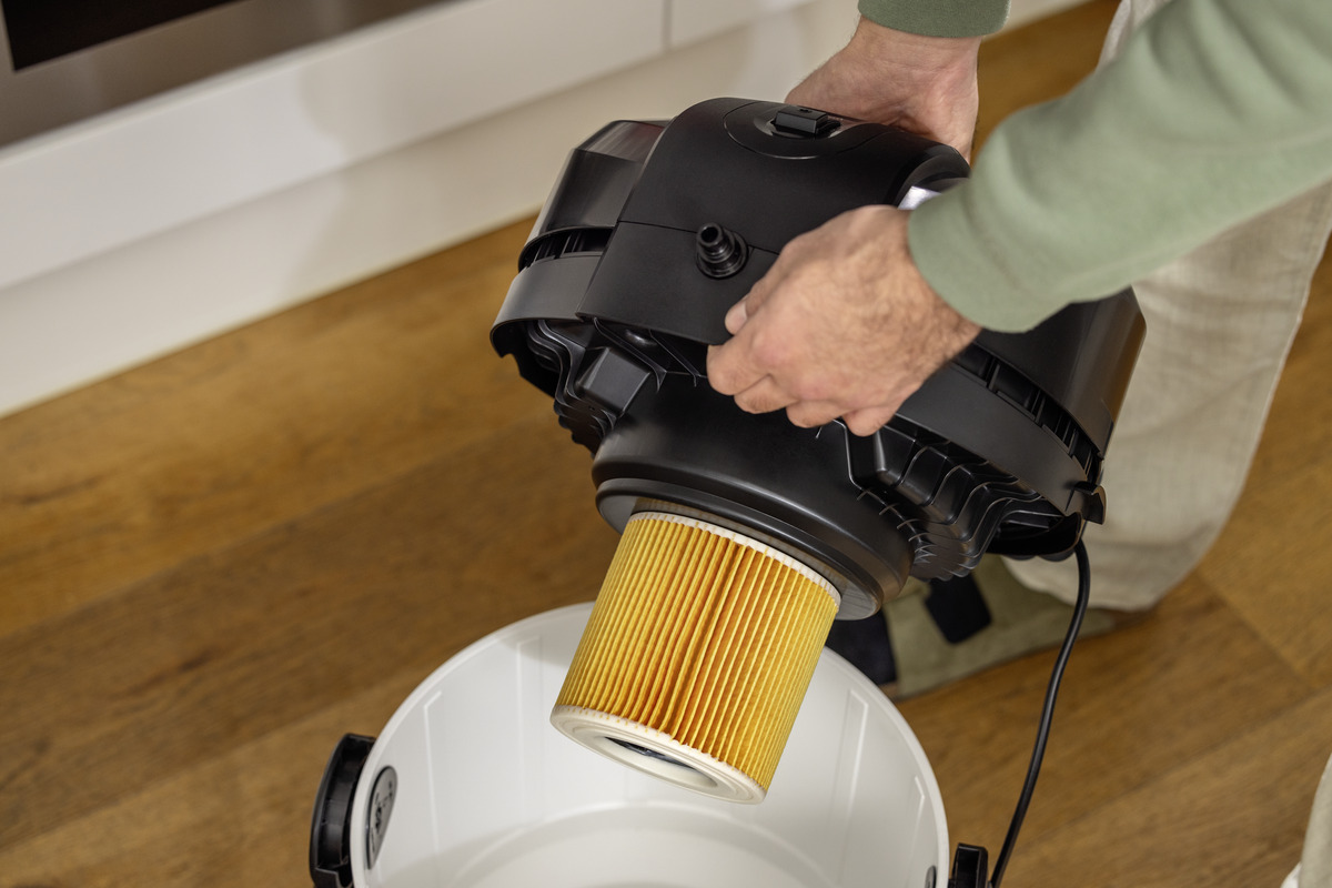 Моющий пылесос Karcher SE 4 Plus