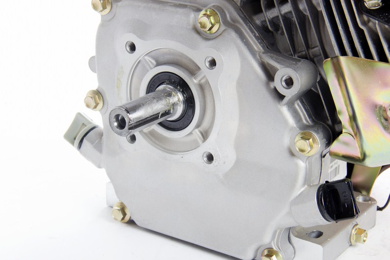 Бензиновый двигатель ZIGZAG GX 200 (SR168F/P-2)