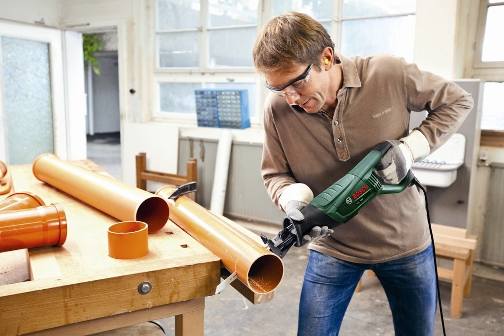 Сабельная пила Bosch PSA 700 E