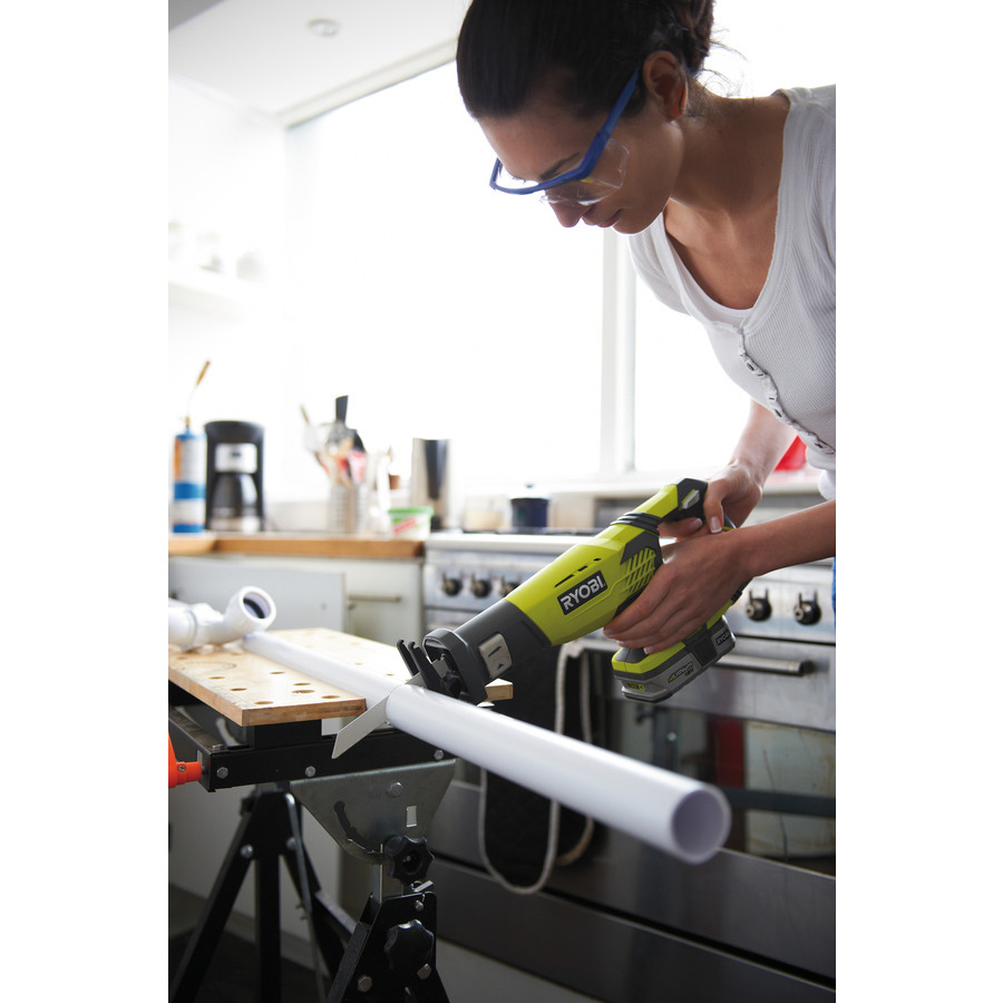 Сабельная пила Ryobi RRS1801M