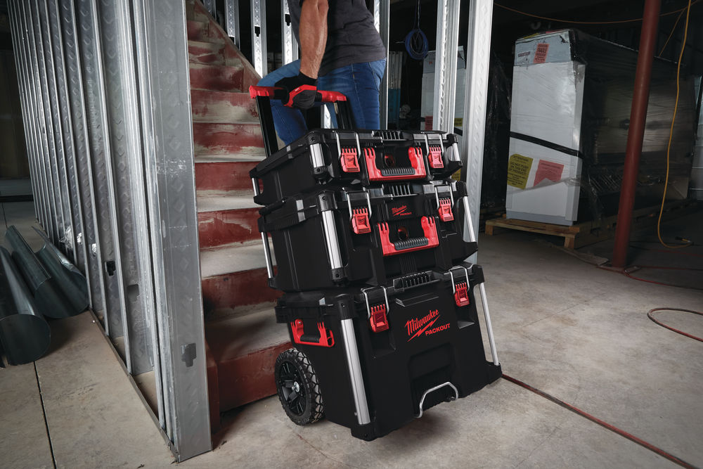 Набор ящиков MILWAUKEE на колесах PACKOUT