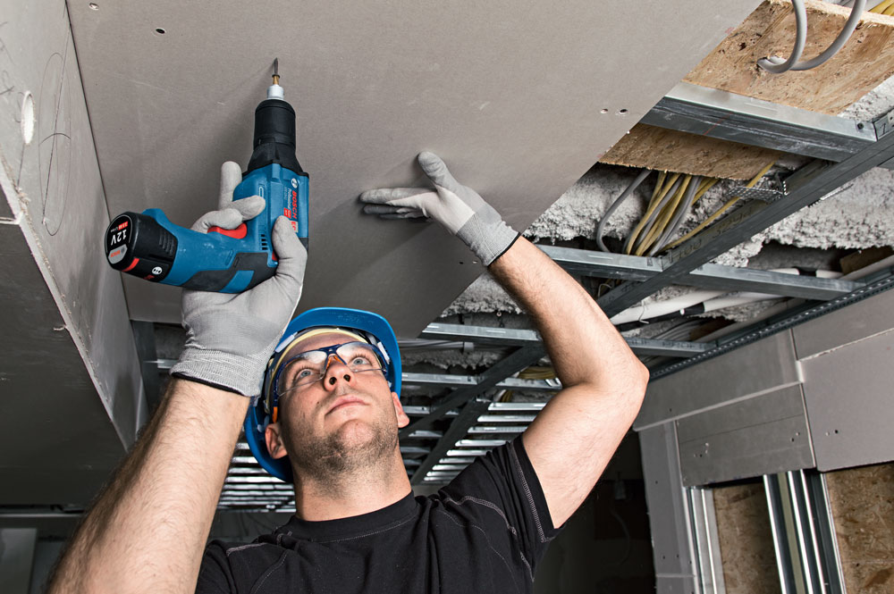 Аккумуляторная дрель-шуруповерт Bosch GTB 12V-11