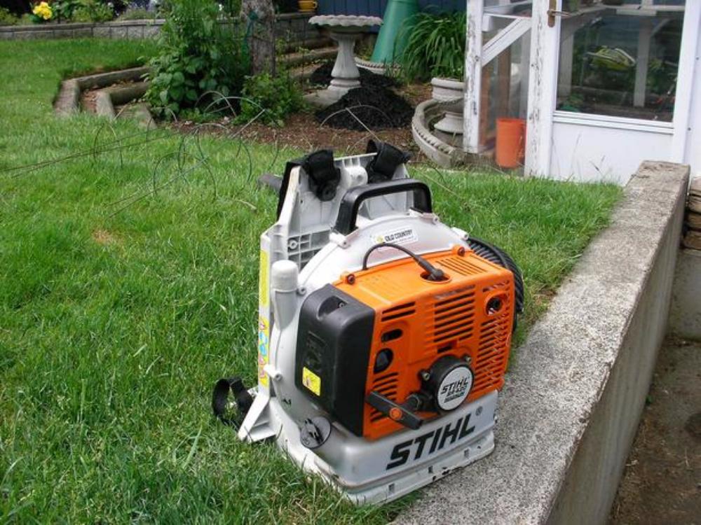 Бензиновая воздуходувка Stihl BR 420
