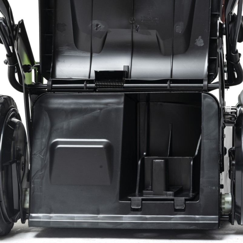 Аккумуляторная самоходная газонокосилка Greenworks GD40LM46SPK8 40V (АКБ+ЗУ)