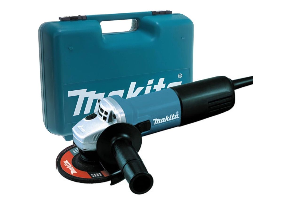 Одноручная углошлифмашина MAKITA 9557 HNRK в кейсе
