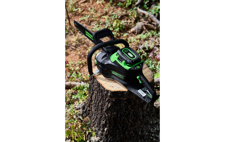 Пила цепная аккумуляторная Greenworks GD82CS51K5 82В (в комплекте АКБ + ЗУ)