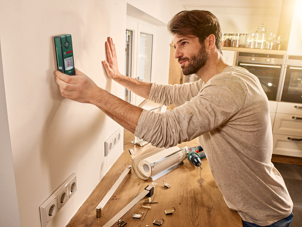 Детектор проводки BOSCH TRUVO в мет. кор.
