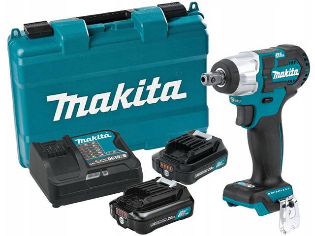 Аккумуляторный ударный гайковерт MAKITA TW 161 DWAE в чем.