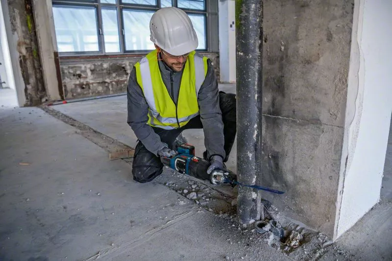 Аккум. сабельная пила BOSCH GSA 185-LI в кор