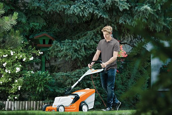 Электрическая газонокосилка  STIHL RME 443 C