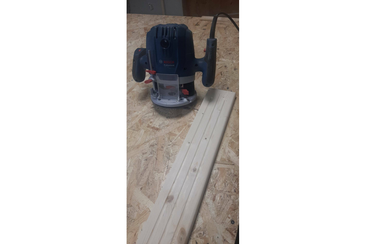 Фрезер Bosch GOF 130