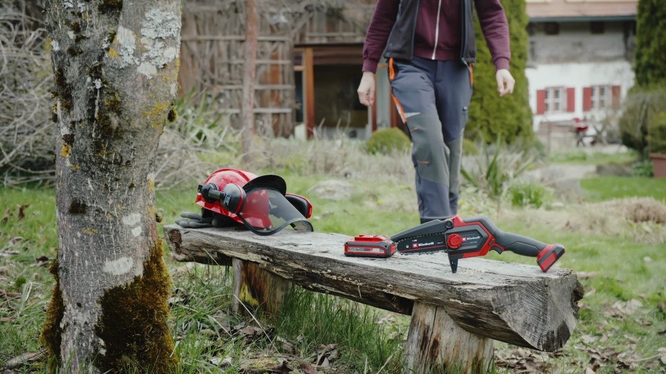 Аккумуляторная цепная пила Einhell GE-PS 18/15 Li BL-Solo