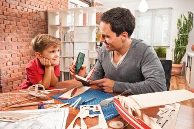 Пистолет клеевой Bosch GluePen