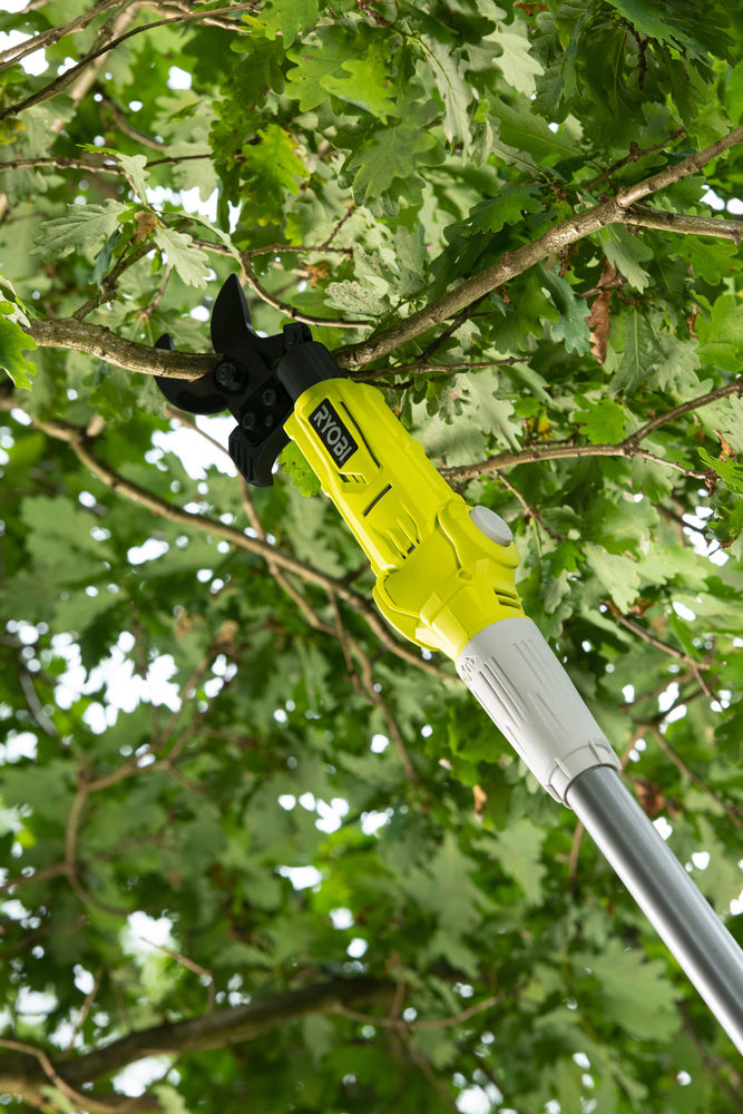 ONE + / Сучкорез RYOBI RY18PLA-0 (без батареи)