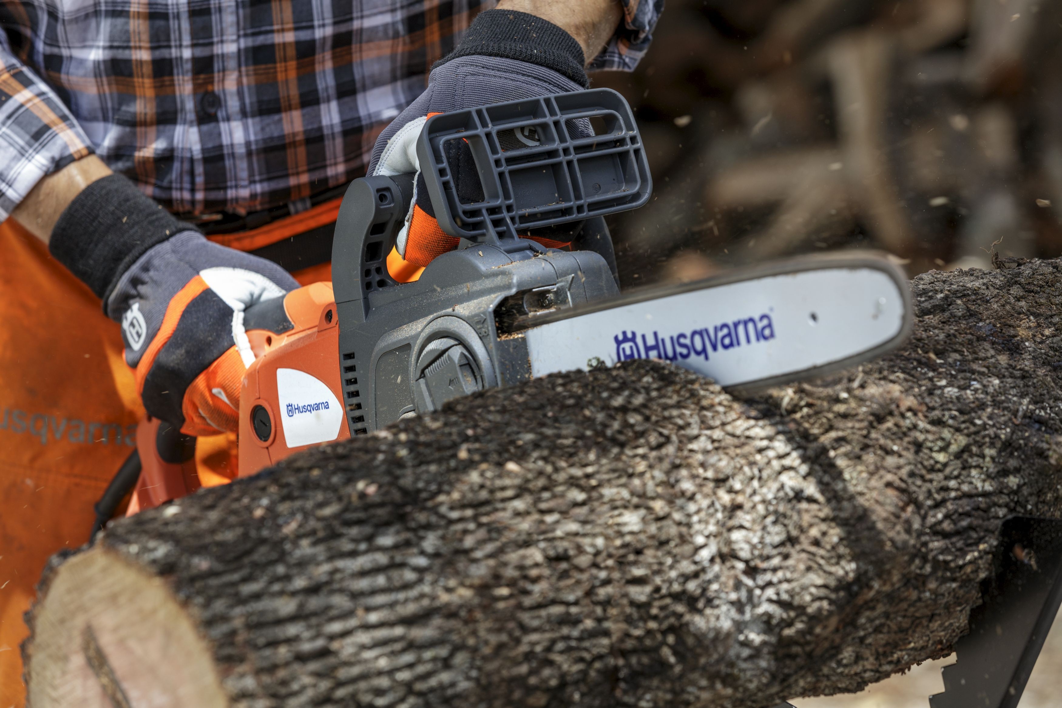Электрическая пила Husqvarna 420EL