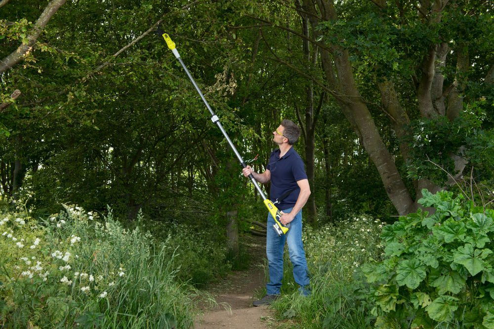 ONE + / Сучкорез RYOBI RY18PLA-0 (без батареи)