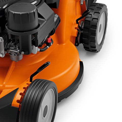 Бензиновая газонокосилка STIHL RM 756 YC