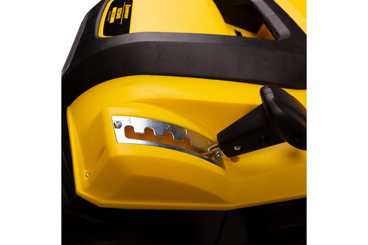 Электрический скарификатор Champion ESC1840